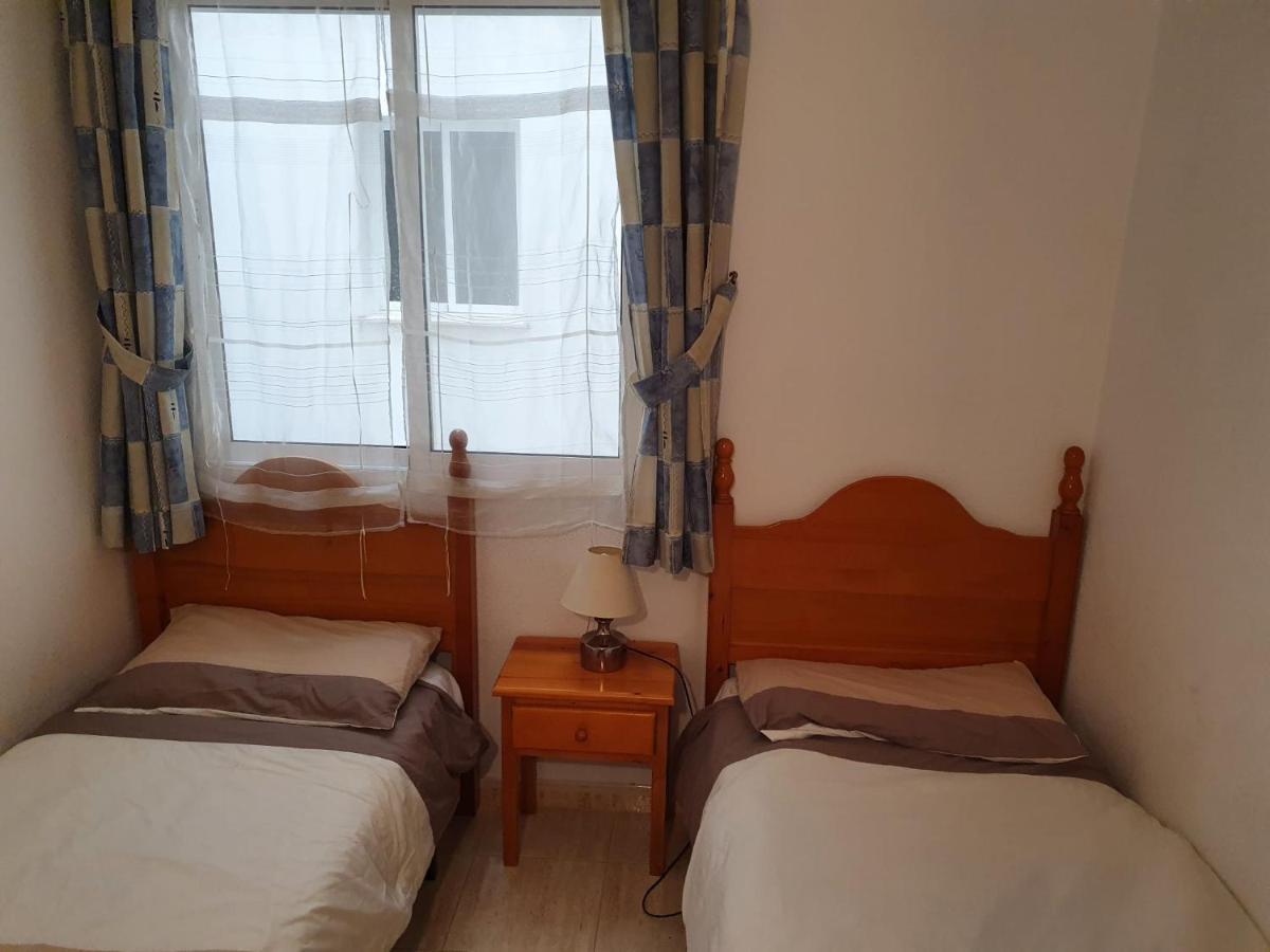 Apartment Close To All Amenities Torrevieja Exterior photo